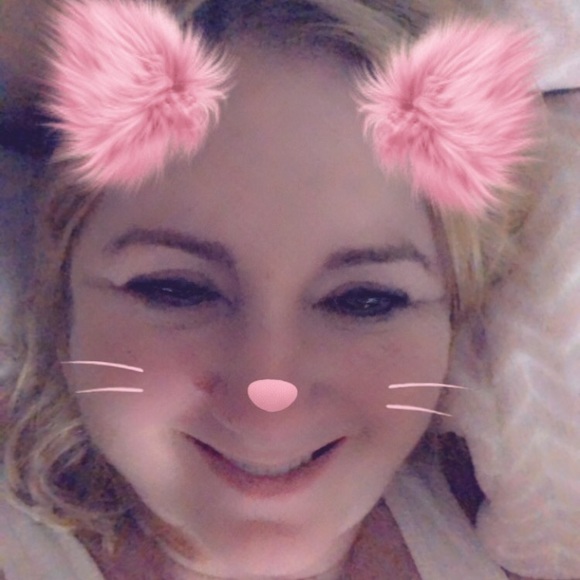 Meet your Posher, Kathleen - Picture 1 of 1